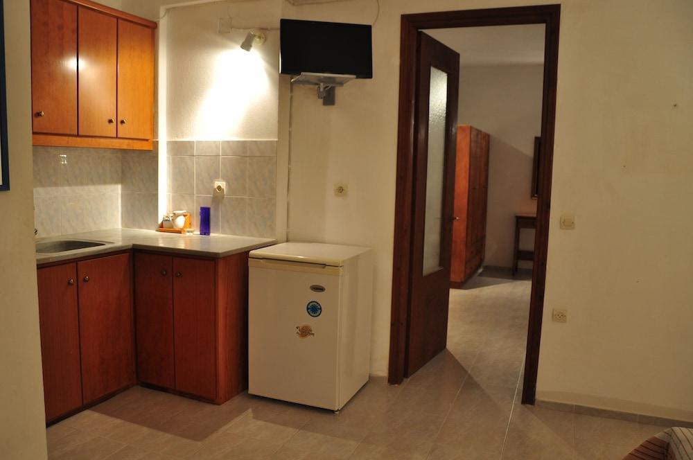 Michalis Apartments Near The Beaches With Sea View Páros Exteriér fotografie