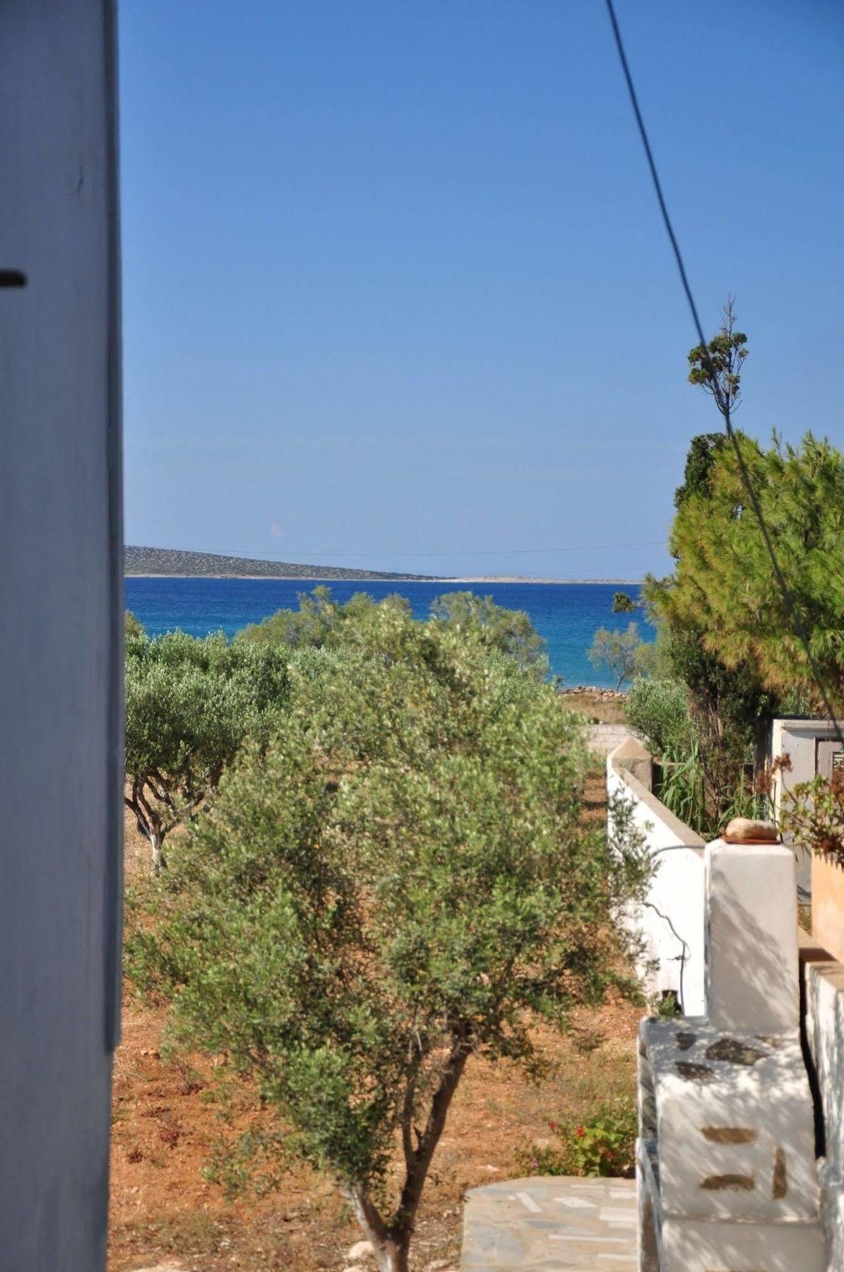 Michalis Apartments Near The Beaches With Sea View Páros Exteriér fotografie